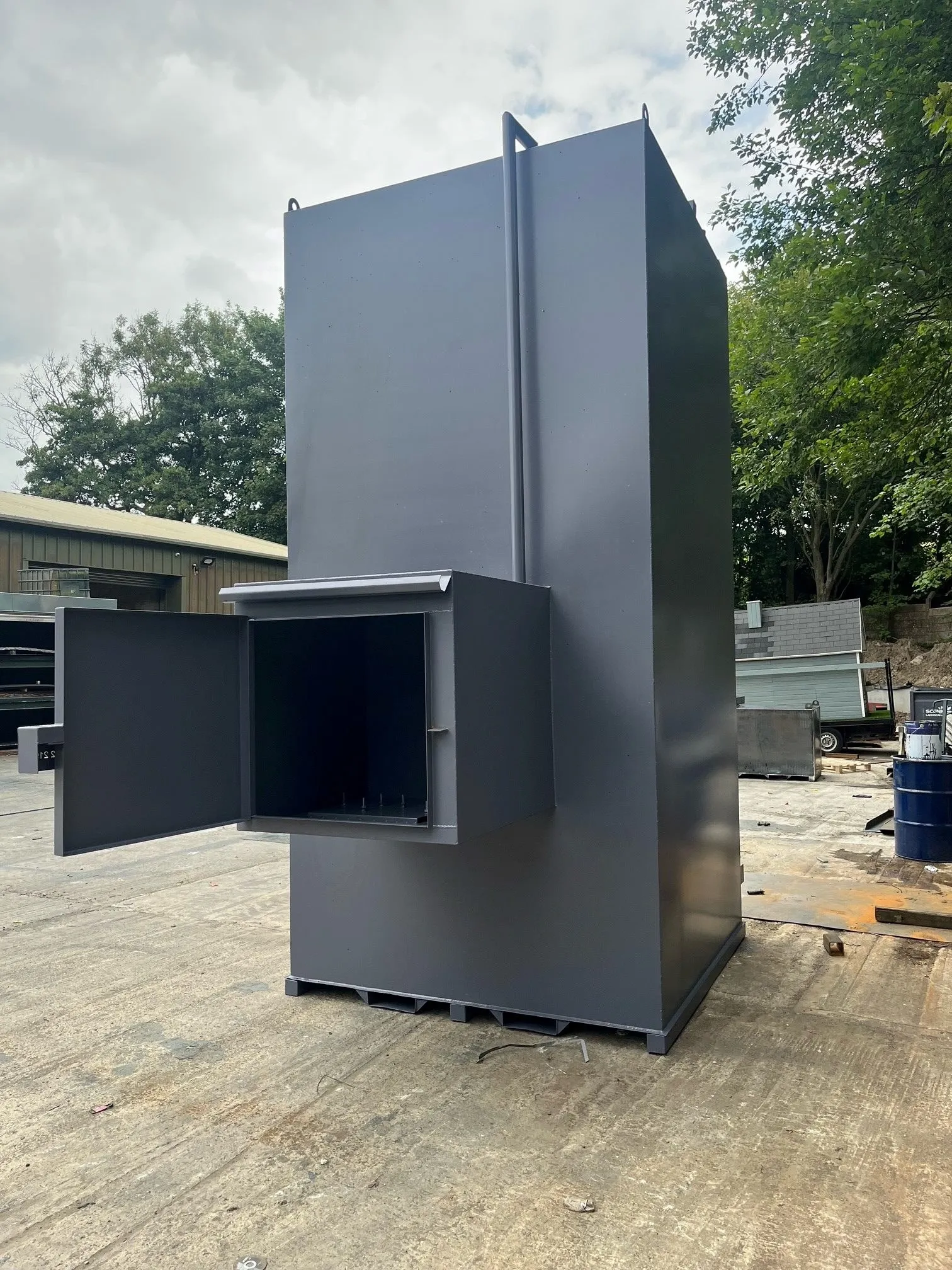 13,500 litre tall bunded fuel tank built by Fuel Safe UK