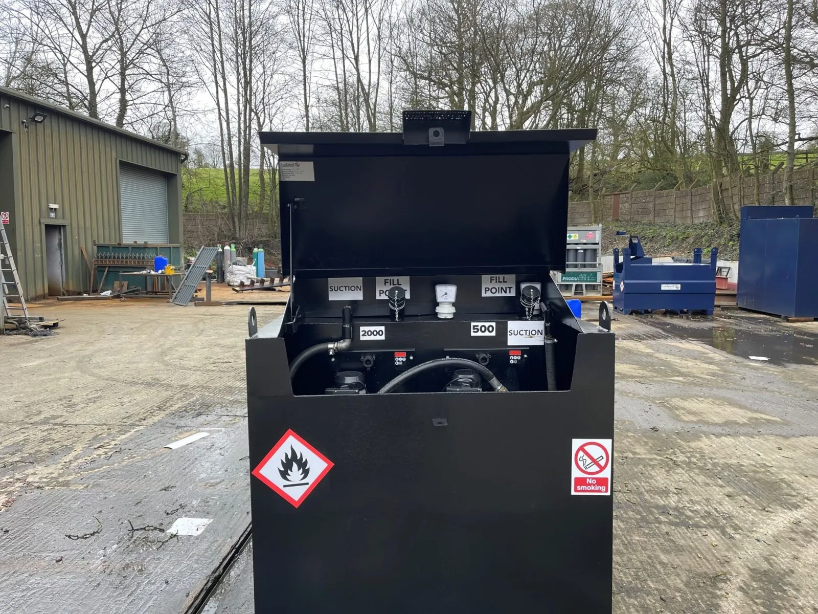 Climbersway Treecare 3000 litre bunded split tank