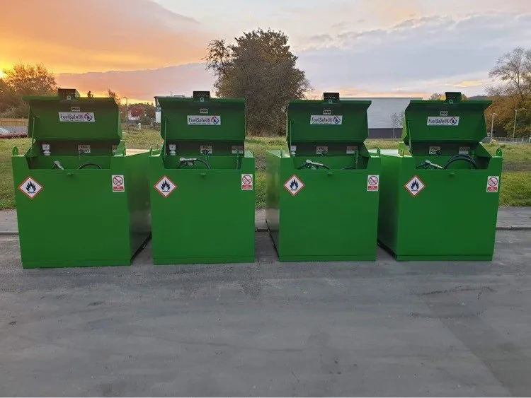 GNL Construction site bowsers