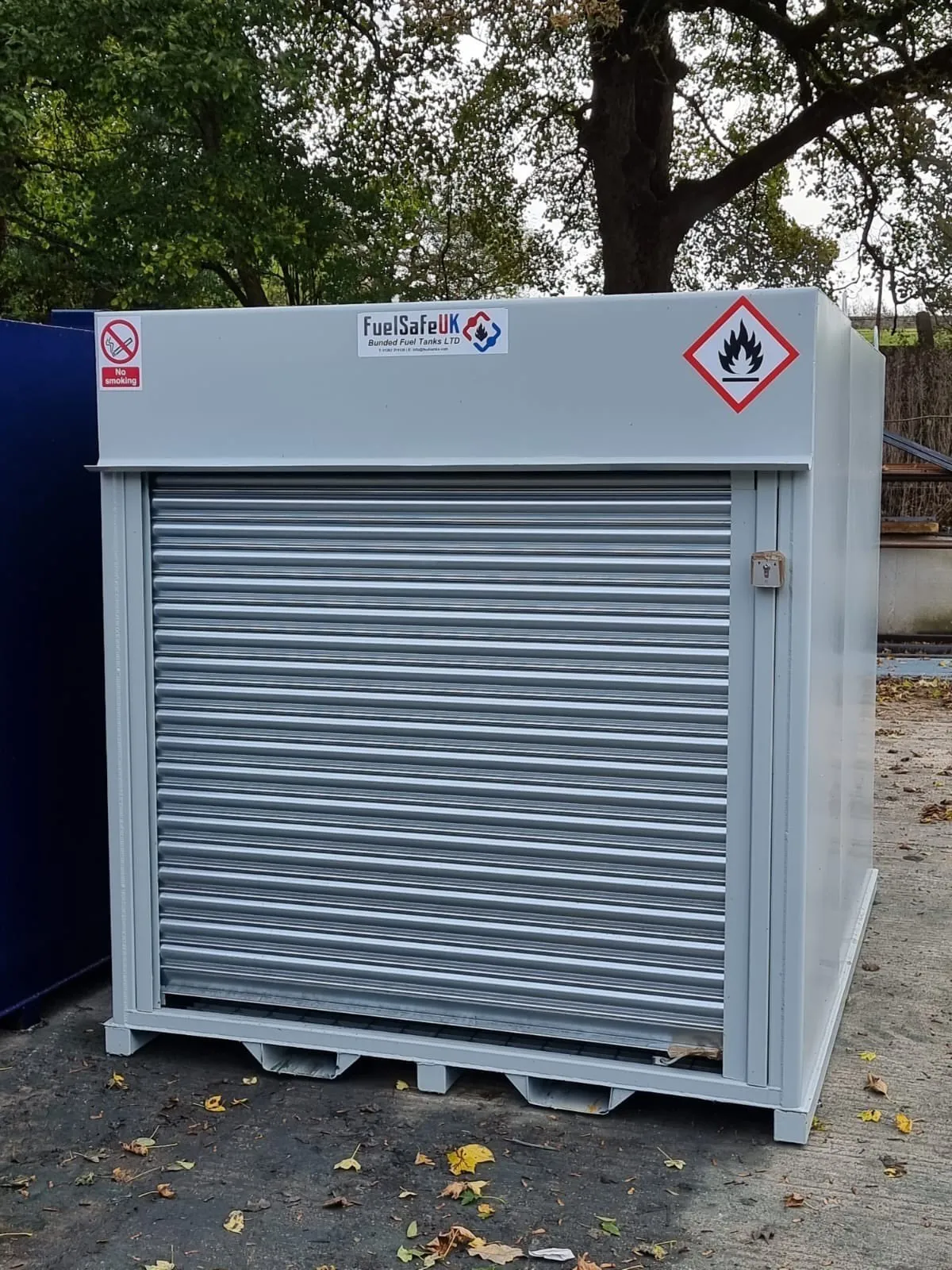 Pleavin Power 5000 litre generator feed tank