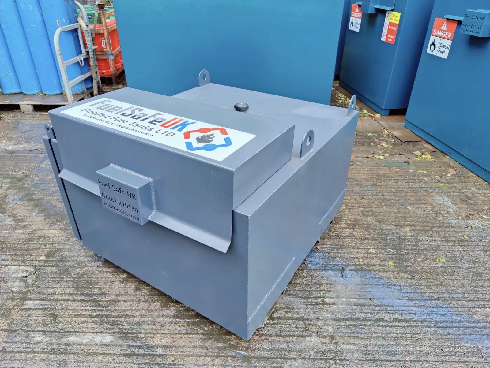 Star Transport Ltd bunded fuel tank, photo 2